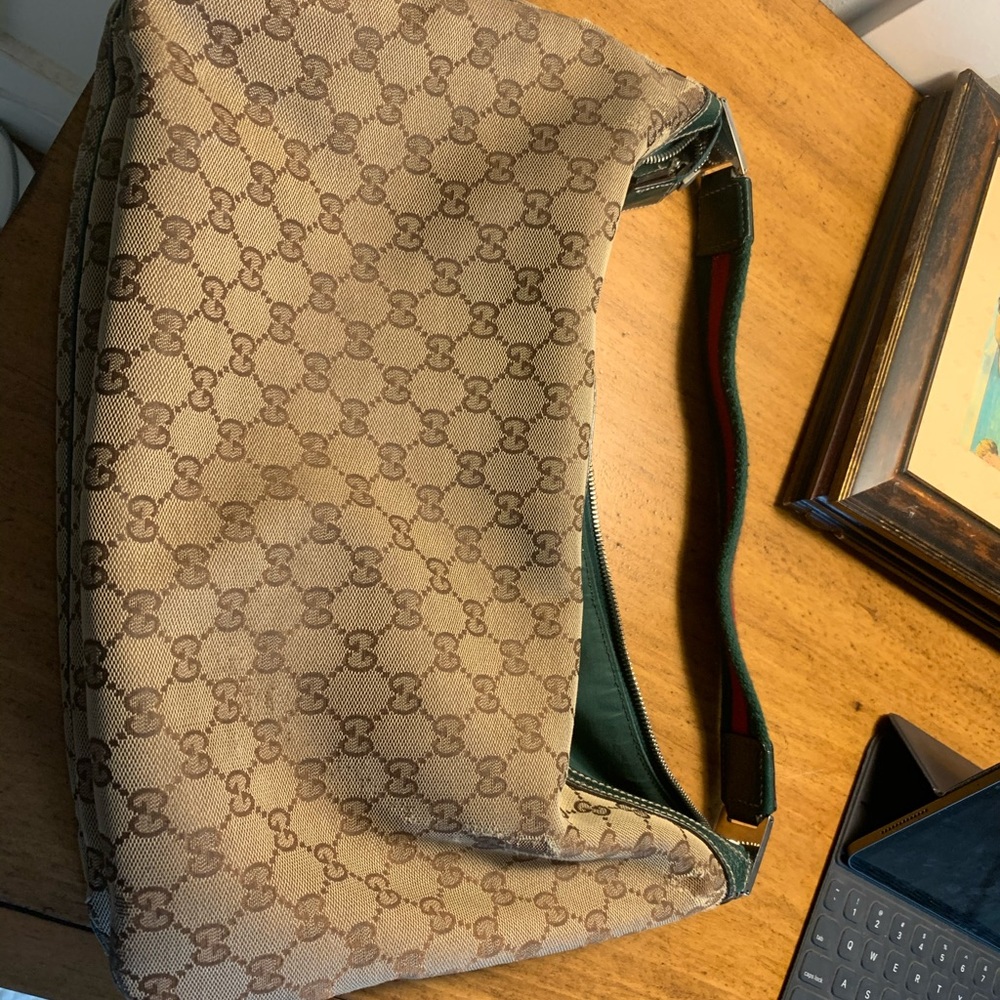 Gucci shoulder bag - Picture 2 of 4
